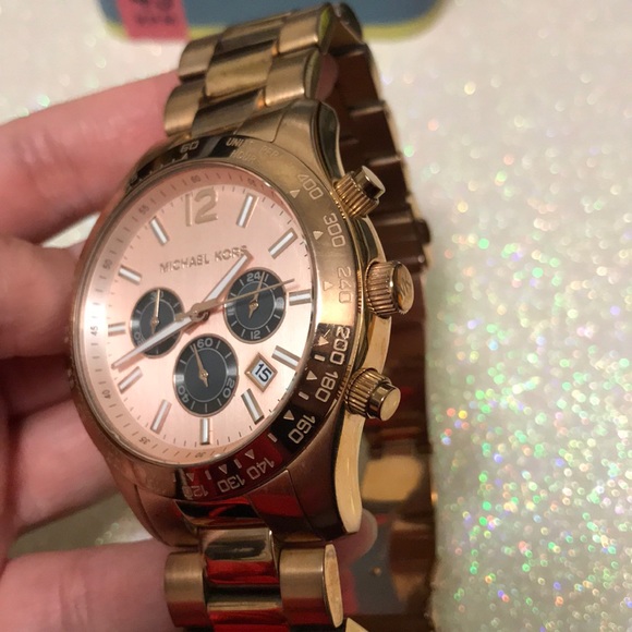 Rose Gold Michael Kors Watch - Picture 3 of 12